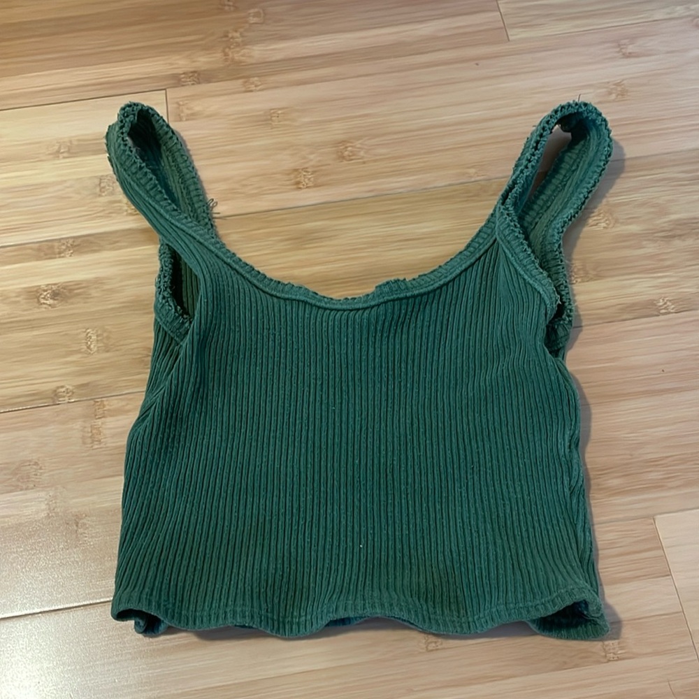 Semisweet green crop top